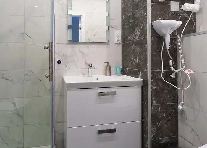 Aparta Lotnisko Appartement *